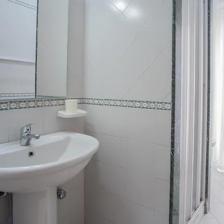 Guest house Seaview In The Center By Wonderful Italy